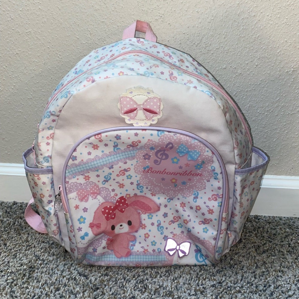 sanrio ribbon bunny backpack. in good condition